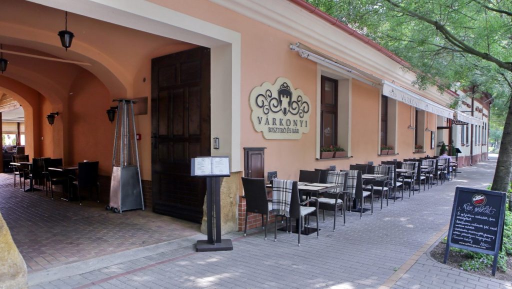 Varkonyi Bistro and Bar